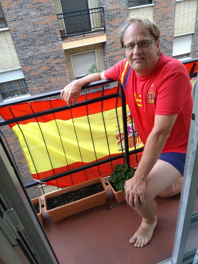 muukalainen valepuvussa