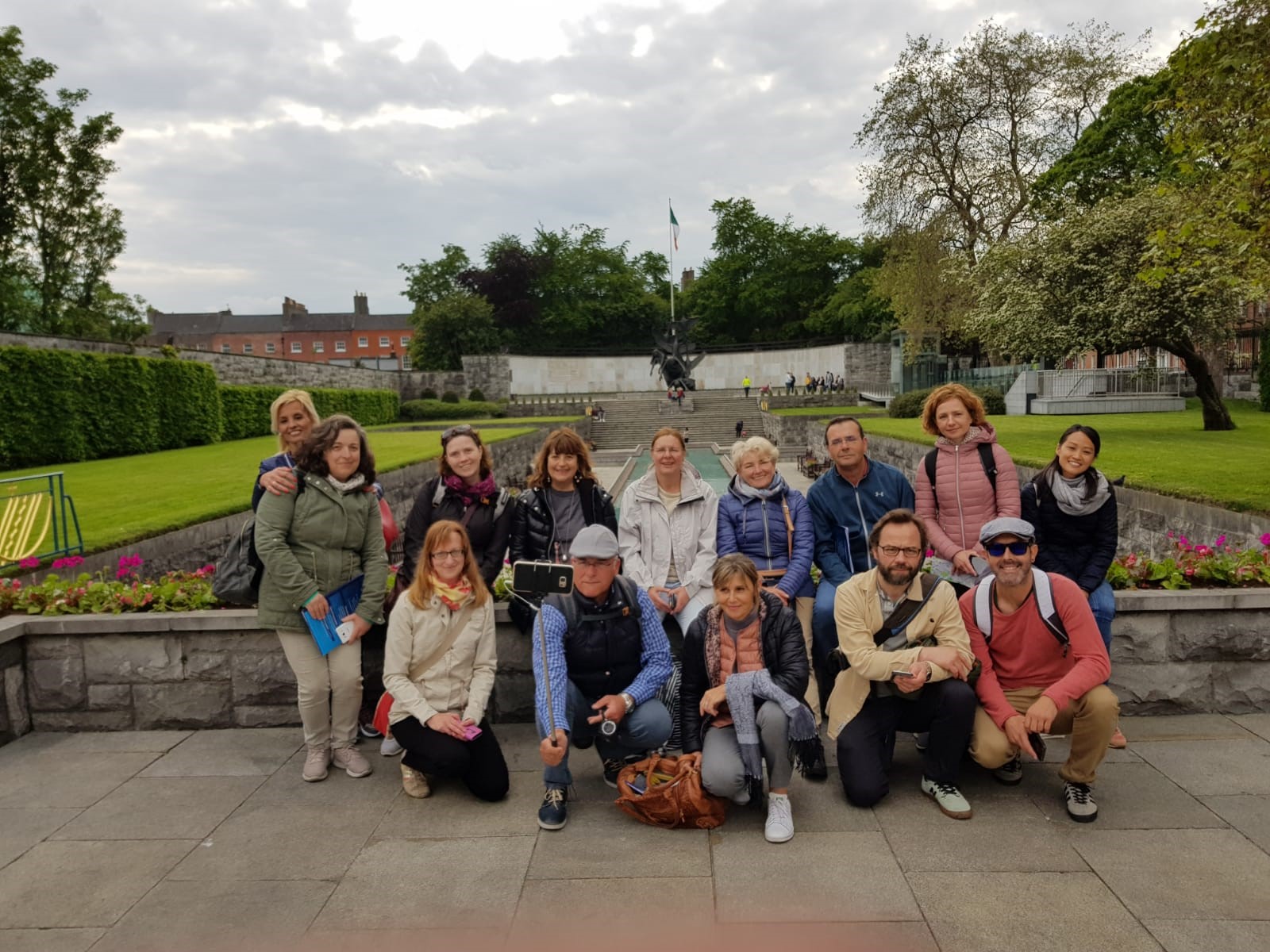 Talking to people kurssilaisia